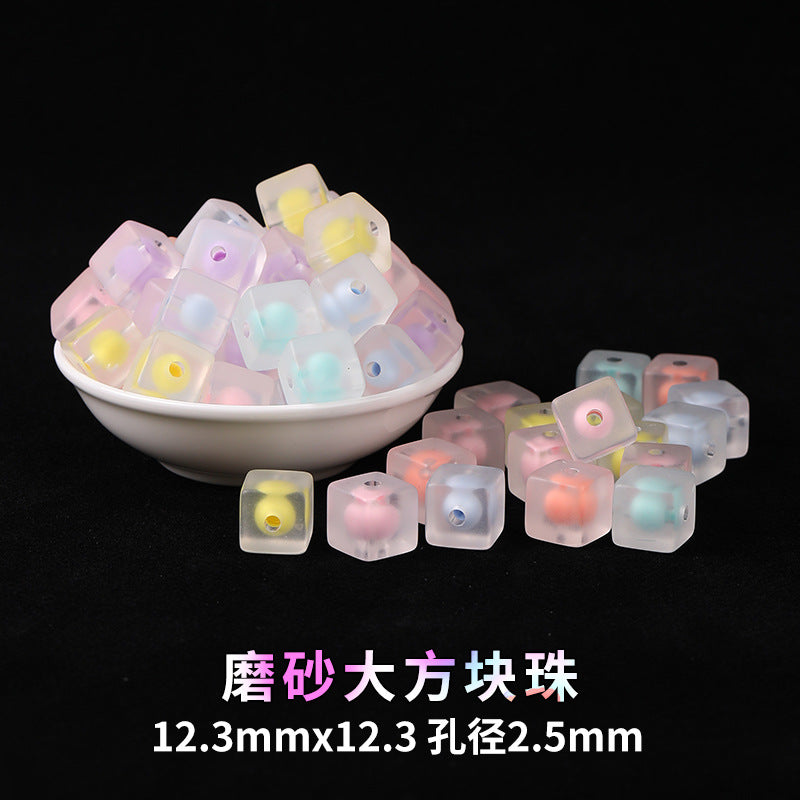 Mobile phone chain beading mixed handmade DIY material bag pendant material bag set box acrylic loose bead beading loose batch