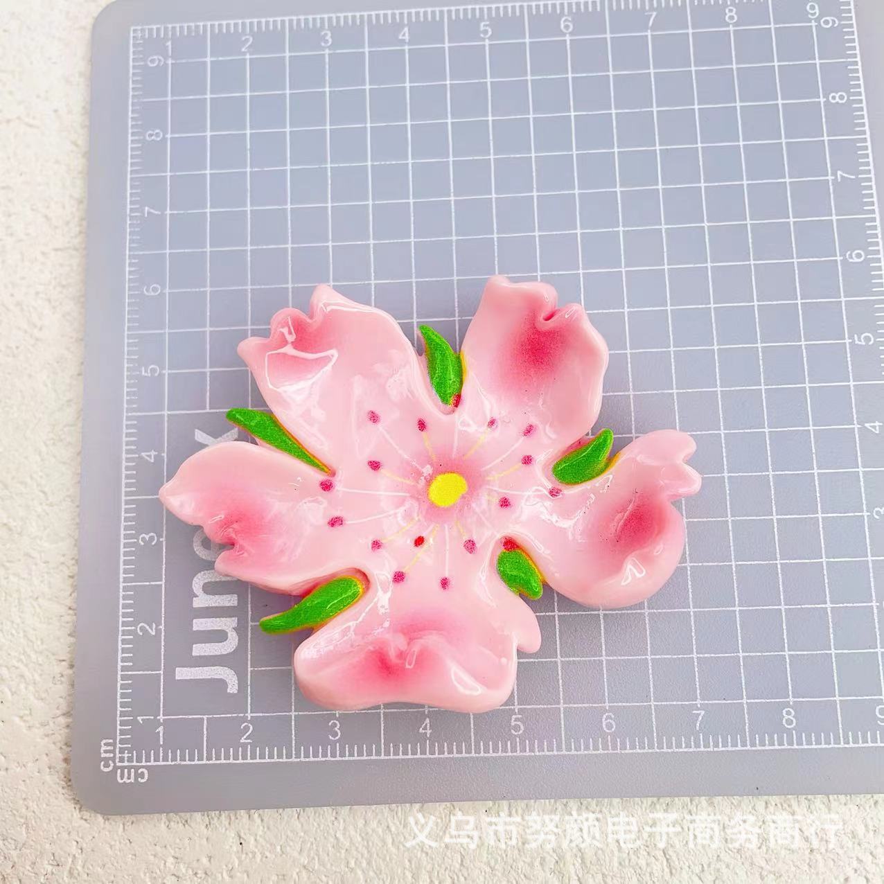 Large Cartoon Pink Mahogany Resin Accessories Handmade DIY Material Cream Glue Phone Case Headstring Hair Accessories Wholesale