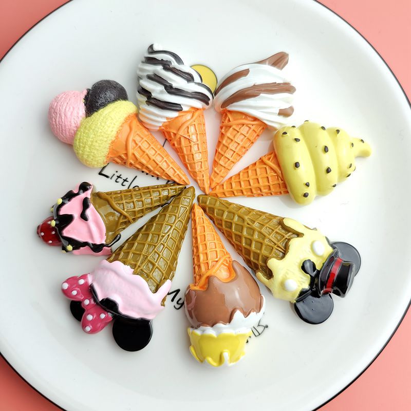 Large food and play convenience store ice cream resin accessories artificial painting DIY refrigerator magnet car decoration live broadcast accessories