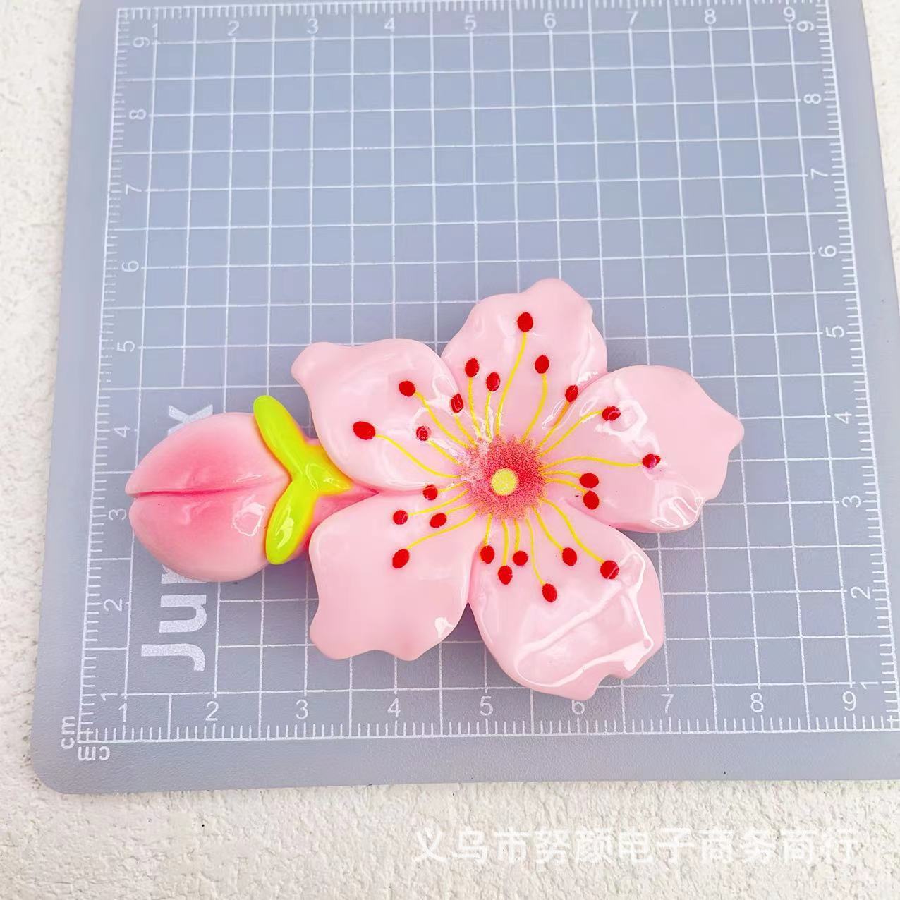 Large Cartoon Pink Mahogany Resin Accessories Handmade DIY Material Cream Glue Phone Case Headstring Hair Accessories Wholesale